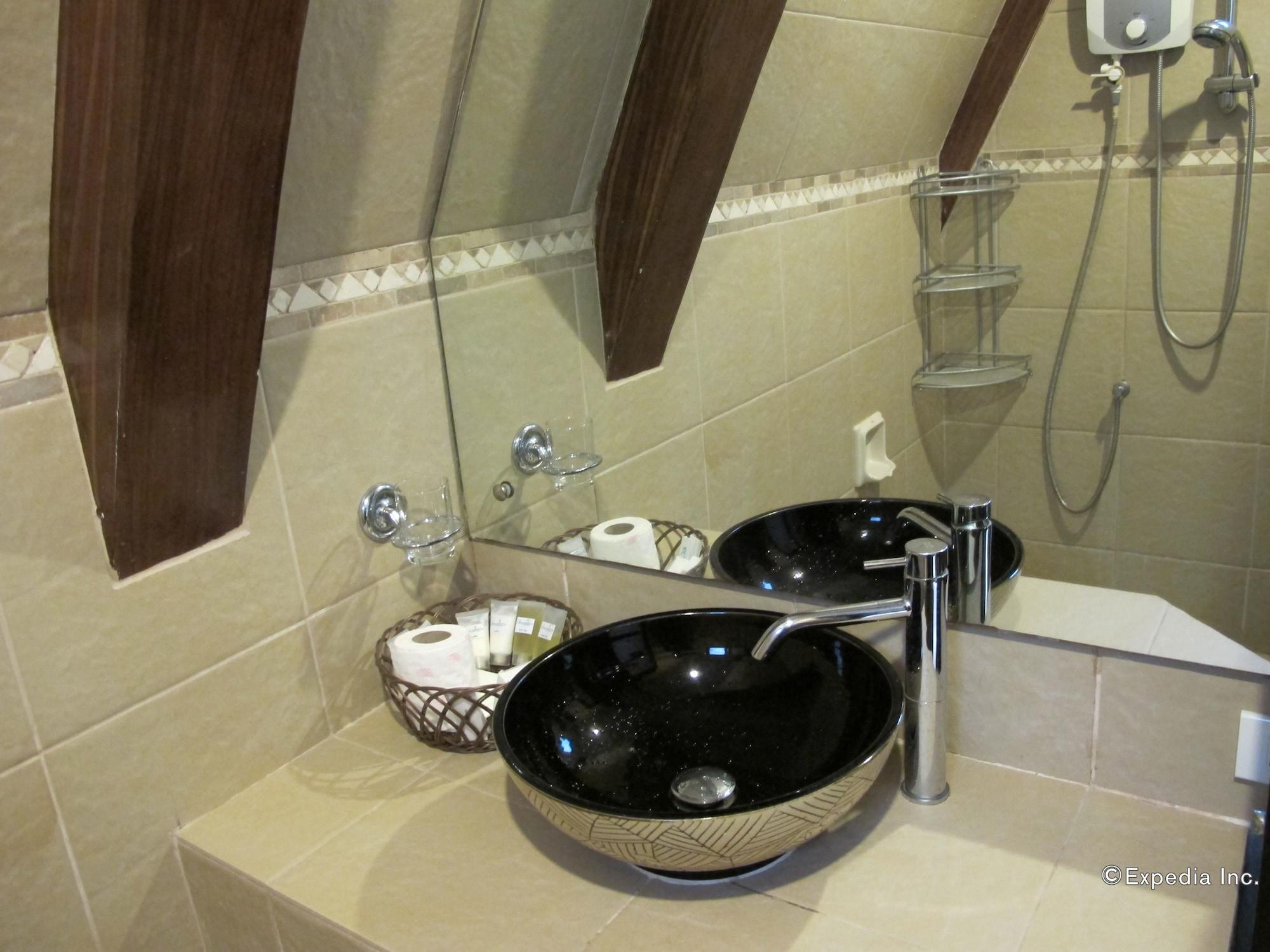 Utopia Resort & Spa Puerto Galera Ngoại thất bức ảnh