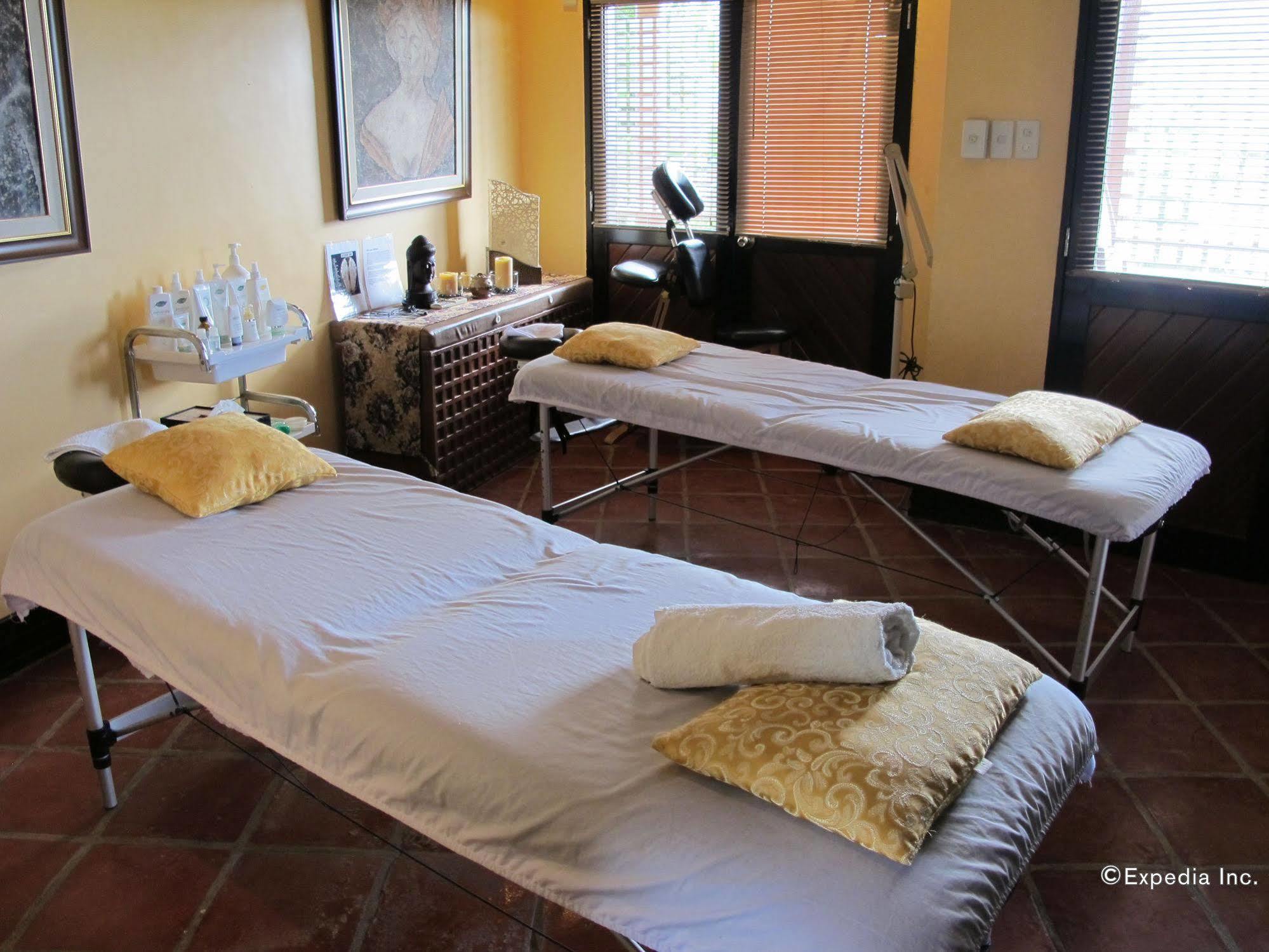 Utopia Resort & Spa Puerto Galera Ngoại thất bức ảnh